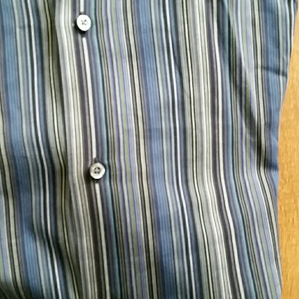Banana Republic Mens Long Sleeve Blue and Gray Striped Buttondown Shirt‎ Size XL